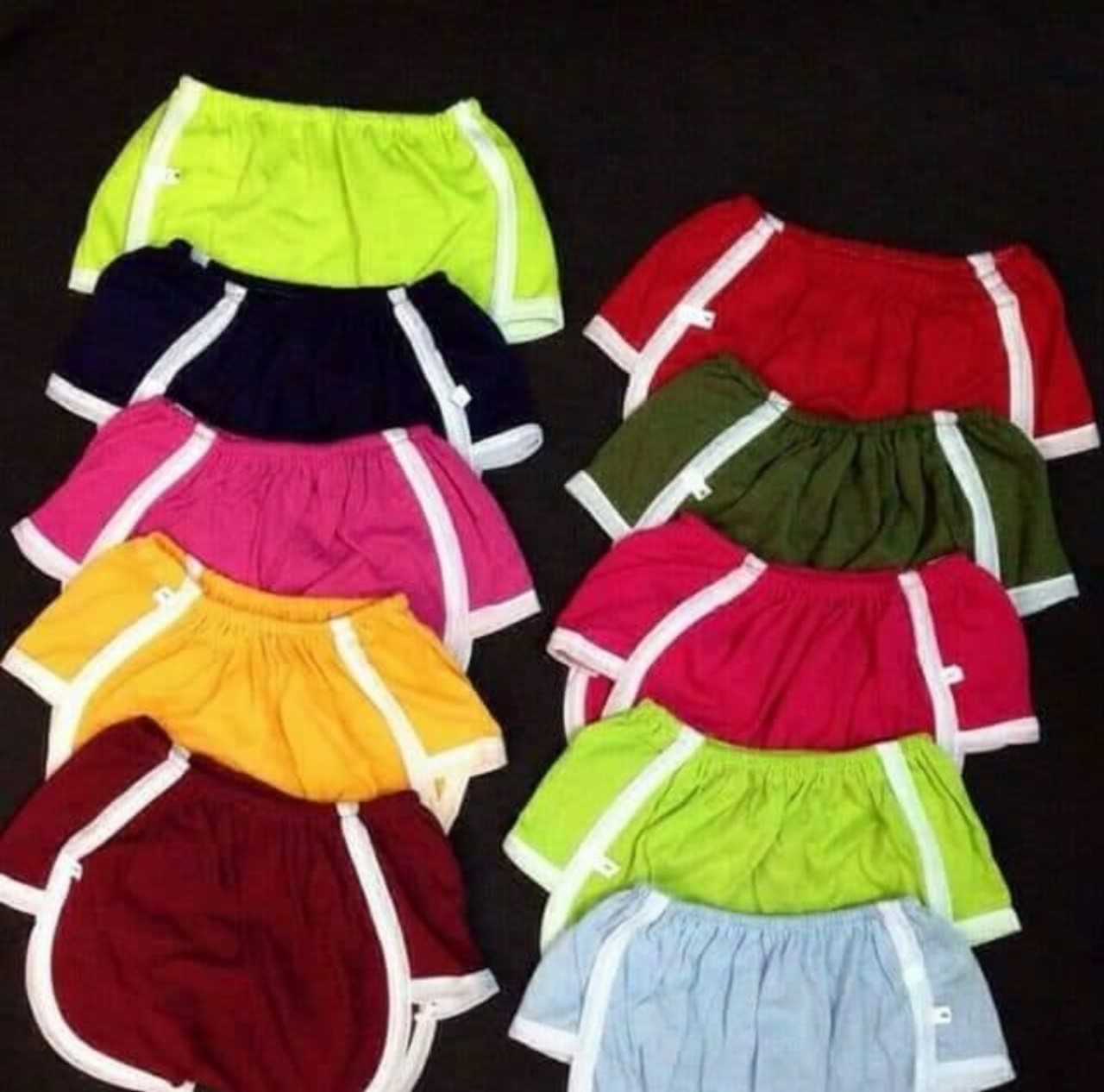 Set 10 quần đùi màu dáng quả bí cho bé