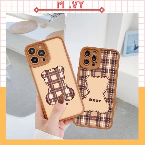 Ốp lưng iphone bear caro cạnh vuông 6splus/7/7plus/8/8plus/x/xr/xs/11/12/13/pro/max/plus/promax