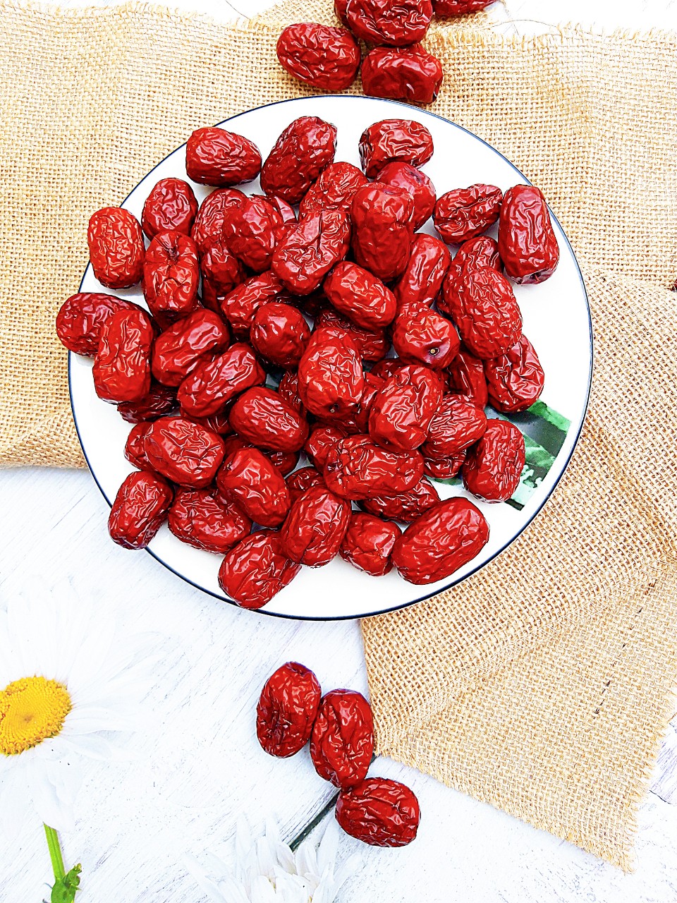 100 gr táo đỏ tân cương