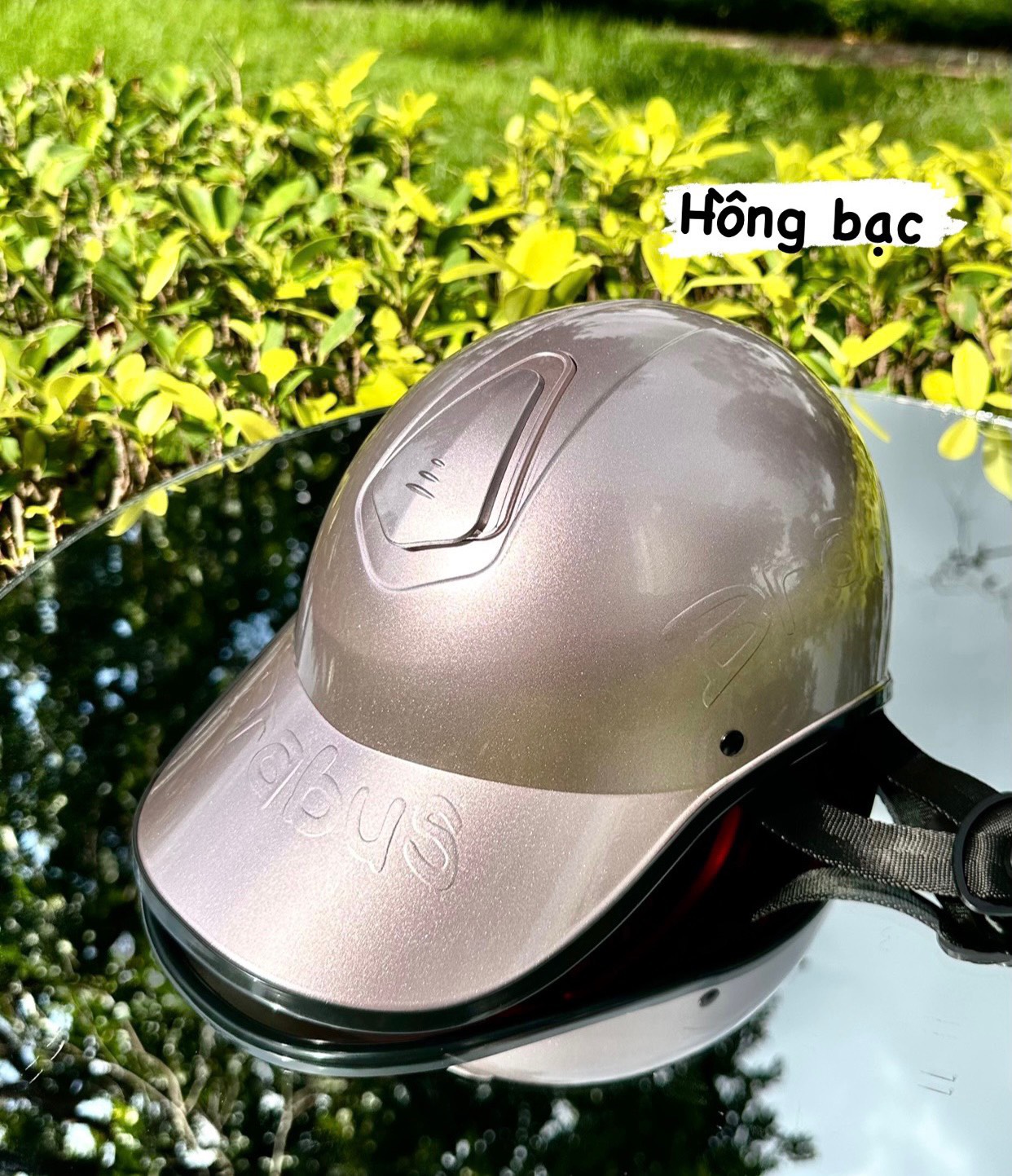 Mũ bảo hiểm lưỡi trai Brabus chính hãng màu hồng bạc best seller