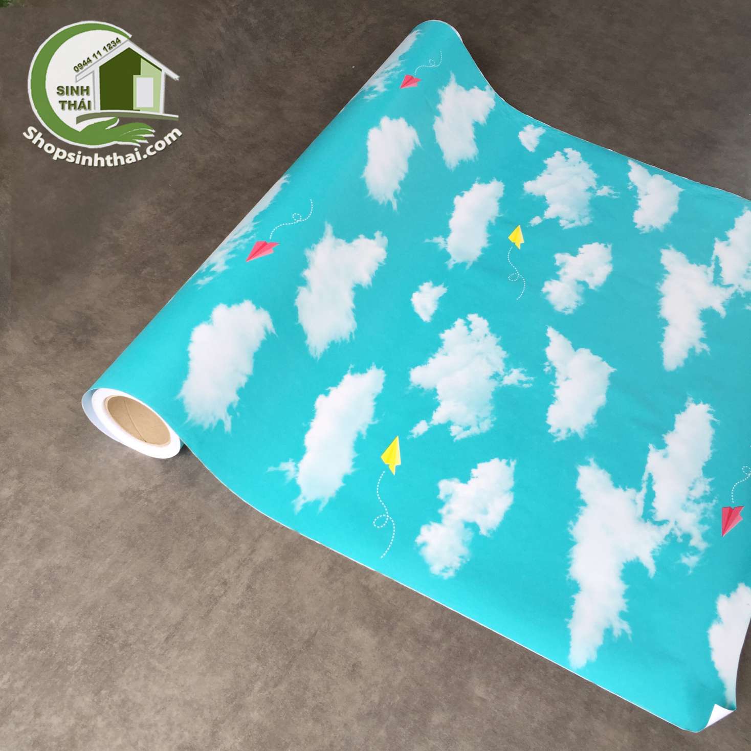 [HCM]Giấy dán tường bầu trời mây màu xanh - [ 50cm x khổ 90cm ] - có sẵn keo - bán theo mét đặt 1 lần được nửa mét cắt liền 1 tấm chứ không cắt rời từng tấm