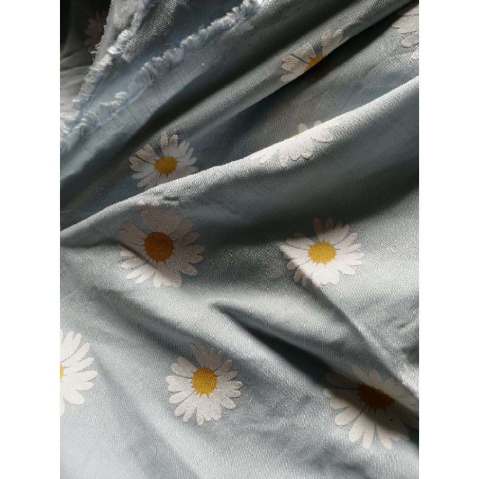 Vải đũi tơ hoa cúc xanh ngọc giả thêu