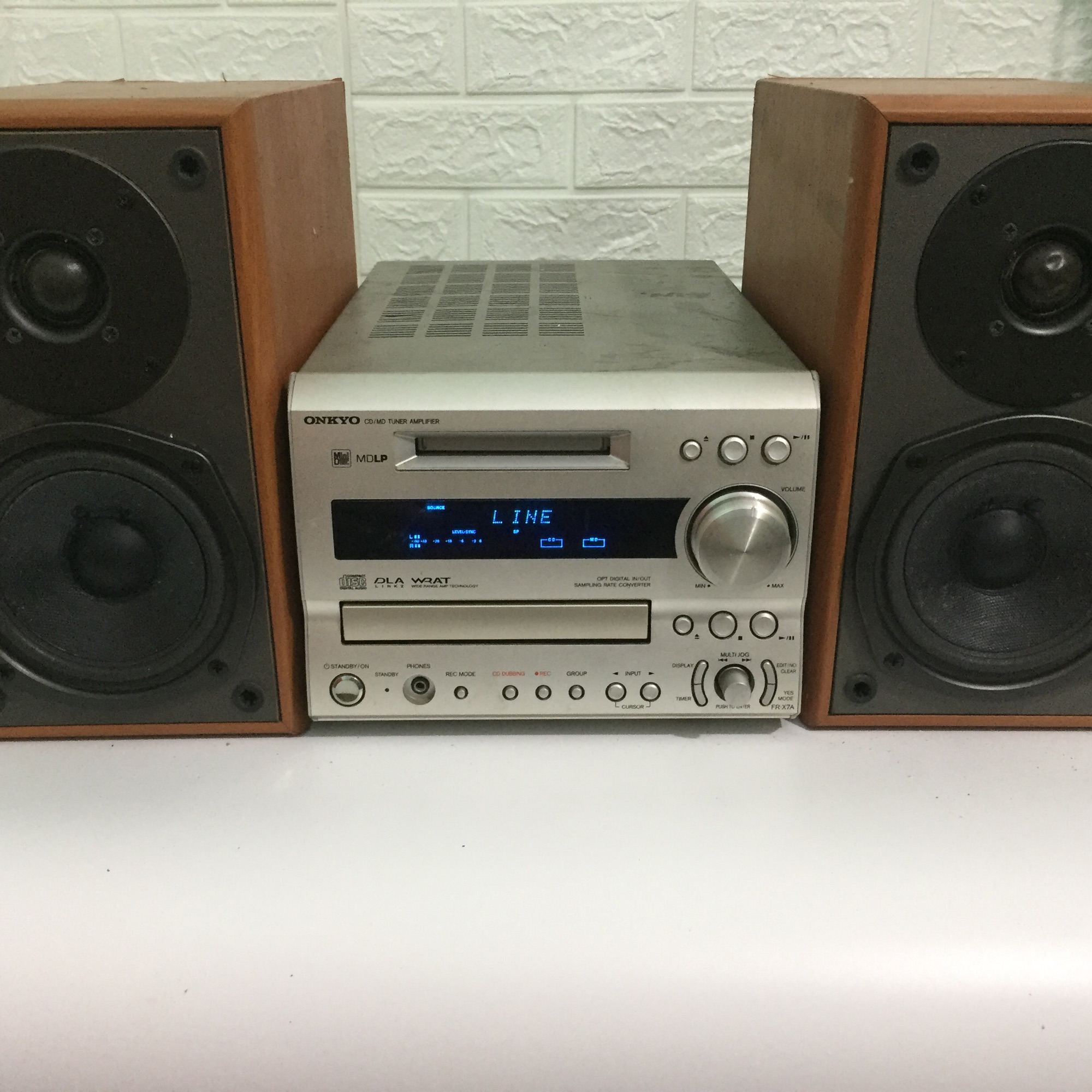 Dàn Onkyo X7A có giải mã optical