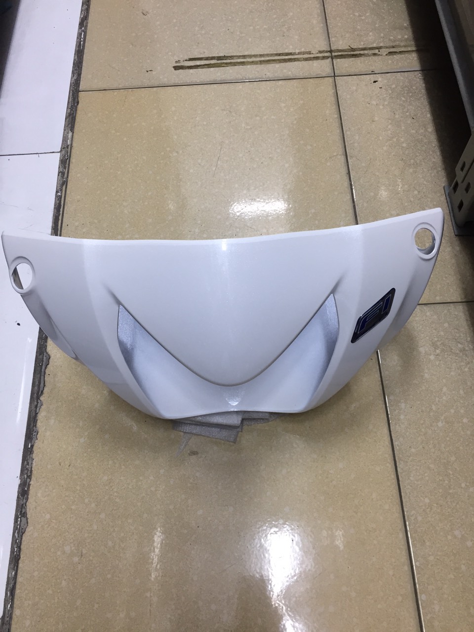 NẮP TRƯỚC ĐẦU ĐÈN VISION ĐỜI ĐẦU 2011,2012,2013 ZIN HÃNG