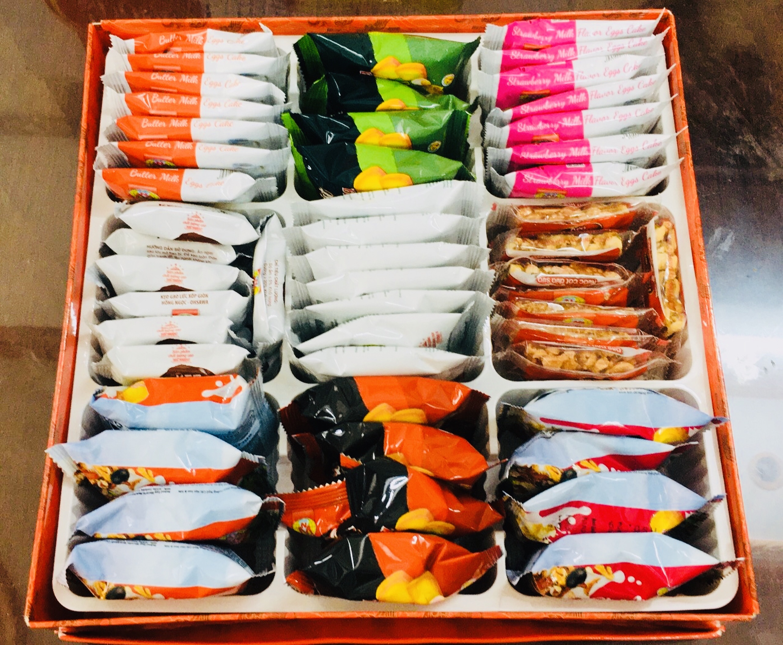 400g - 1 hộp Bánh trứng nướng nhiều hương vị - Mixed baked eggs tart - Bánh trứng nướng Ngũ Cốc Dinh Dưỡng - DÂU sữa tươi - BƠ SỮA, Bánh Nướng Vị BBQ Phô Mai, Kẹo Gạo HUYẾT RỒNG bổ dưỡng, Kẹo Ngũ Cốc giòn tan