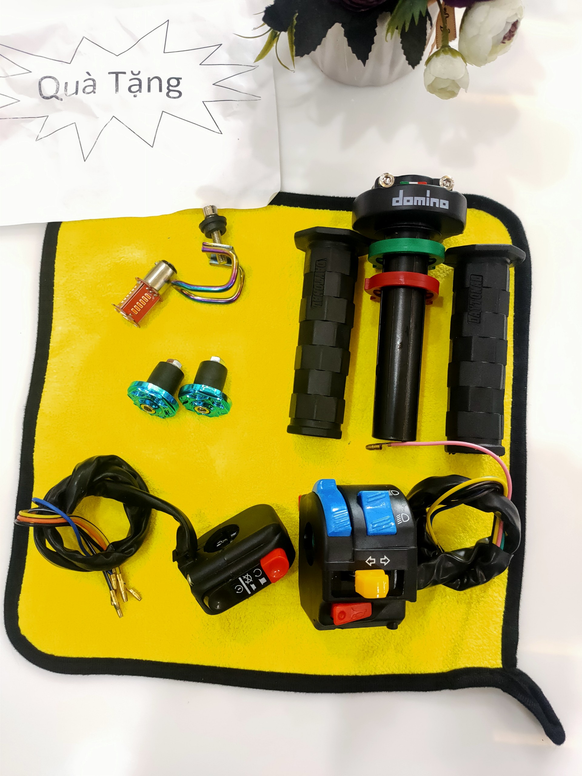 Bộ cùm FZ trái phải + cùm tăng tốc Domino.... TẶNG KÈM QUÀ KHỦNG KHI MUA HÀNG