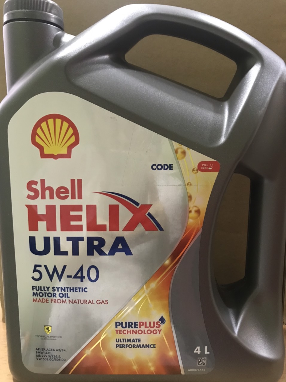 Giá KM  Dầu Nhớt 100% Tổng Hợp Toàn Phần Cao Cấp Cho Ô-tô Shell Helix