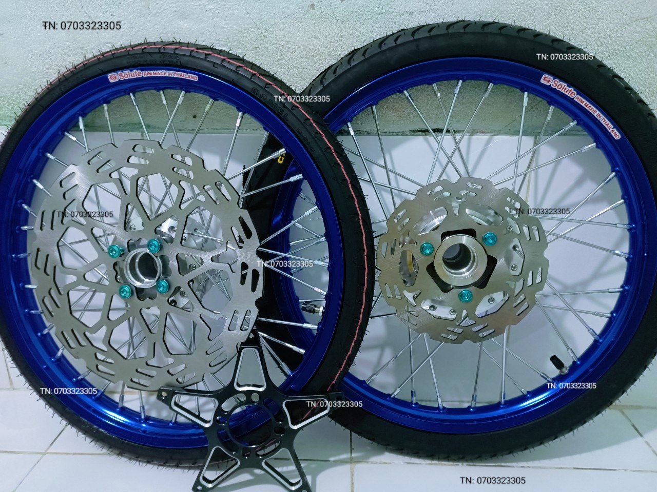 CẶP BÁNH CĂM RAIDER SATRIA NIỀN NHÔM SOLUTE  BAN ZAI .DALE.SH THÁI XANH COMPO Y NHƯ HÌNH