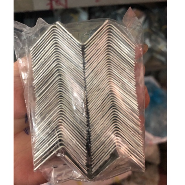 Ke góc loại nhỏ 100 cái/xâu