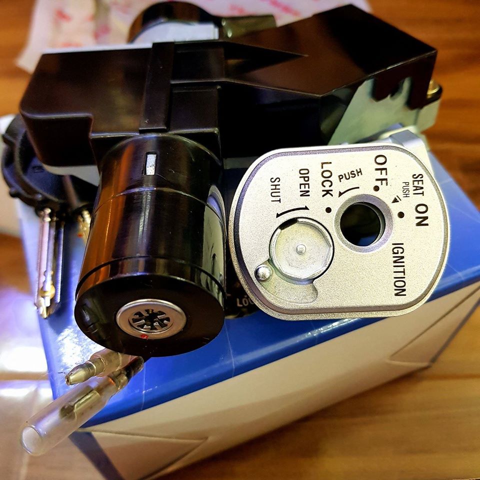 [HCM]Khóa 8 cạnh cao cấp SEKAI - Cho xe  Future Neo Fu X xăng cơ