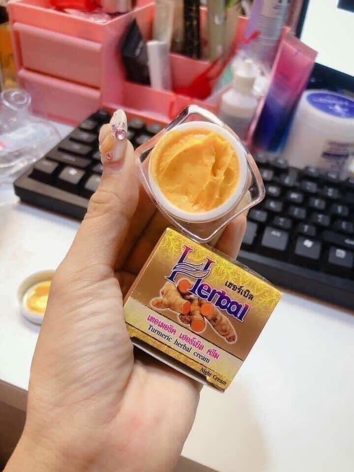 Kem nghệ trị mụn Herbal Curcumin Thái Lan chính hãng