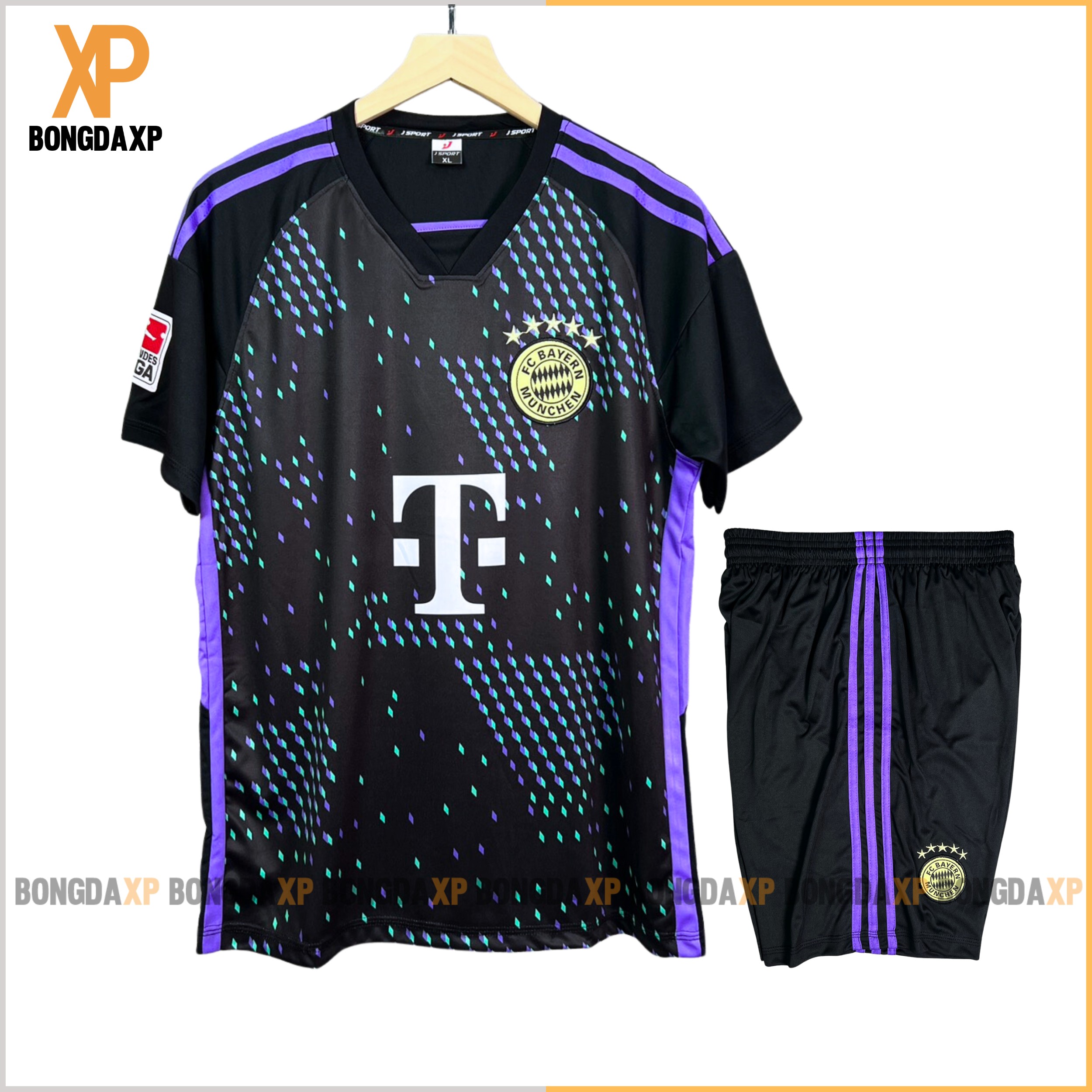 Quần áo bóng đá, đồ đá banh Bayern Munich Đen 2023 Vải thun lạnh cao cấp
