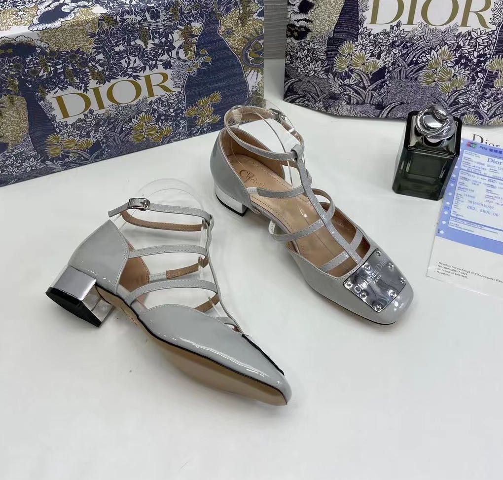 Giày sandal cao gót rọ đang siêu hot tren về hàng