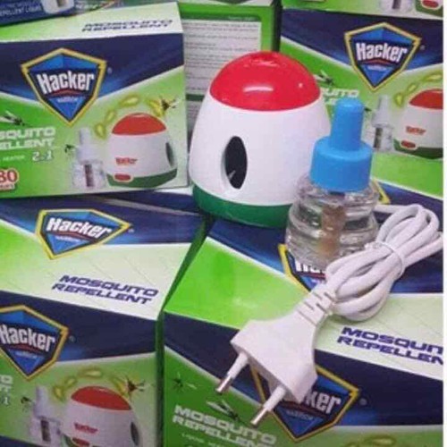 Máy đuổi muỗi xông tinh dầu Hacker kèm lọ tinh dầu Hacker