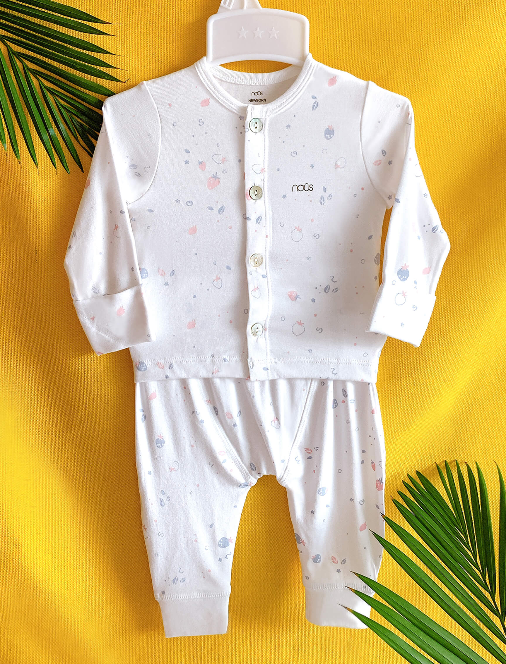 Bộ cài thẳng dài - nous petit họa tiết - quần áo bé sơ sinh