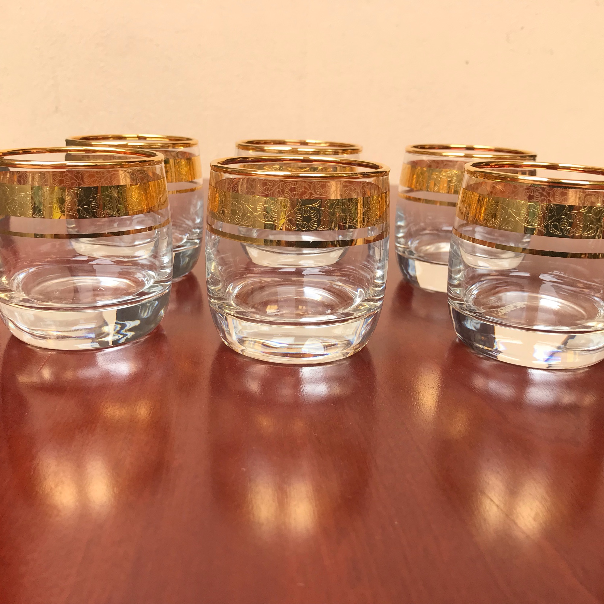 Bộ 6 ly thủy tinh khảm vàng dùng uống nước 200ml