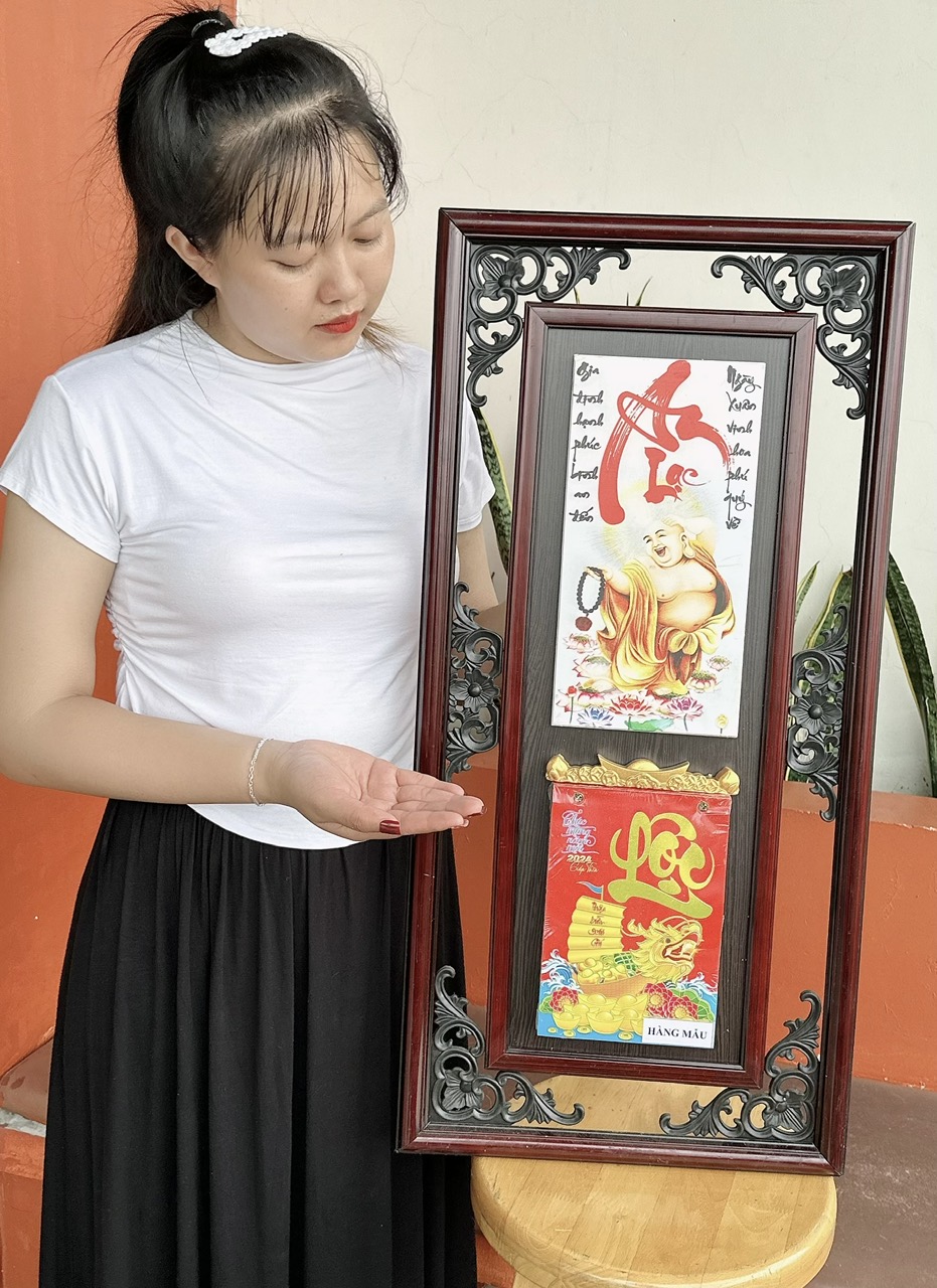 Lịch gỗ thư pháp đá di lặc an lạc
