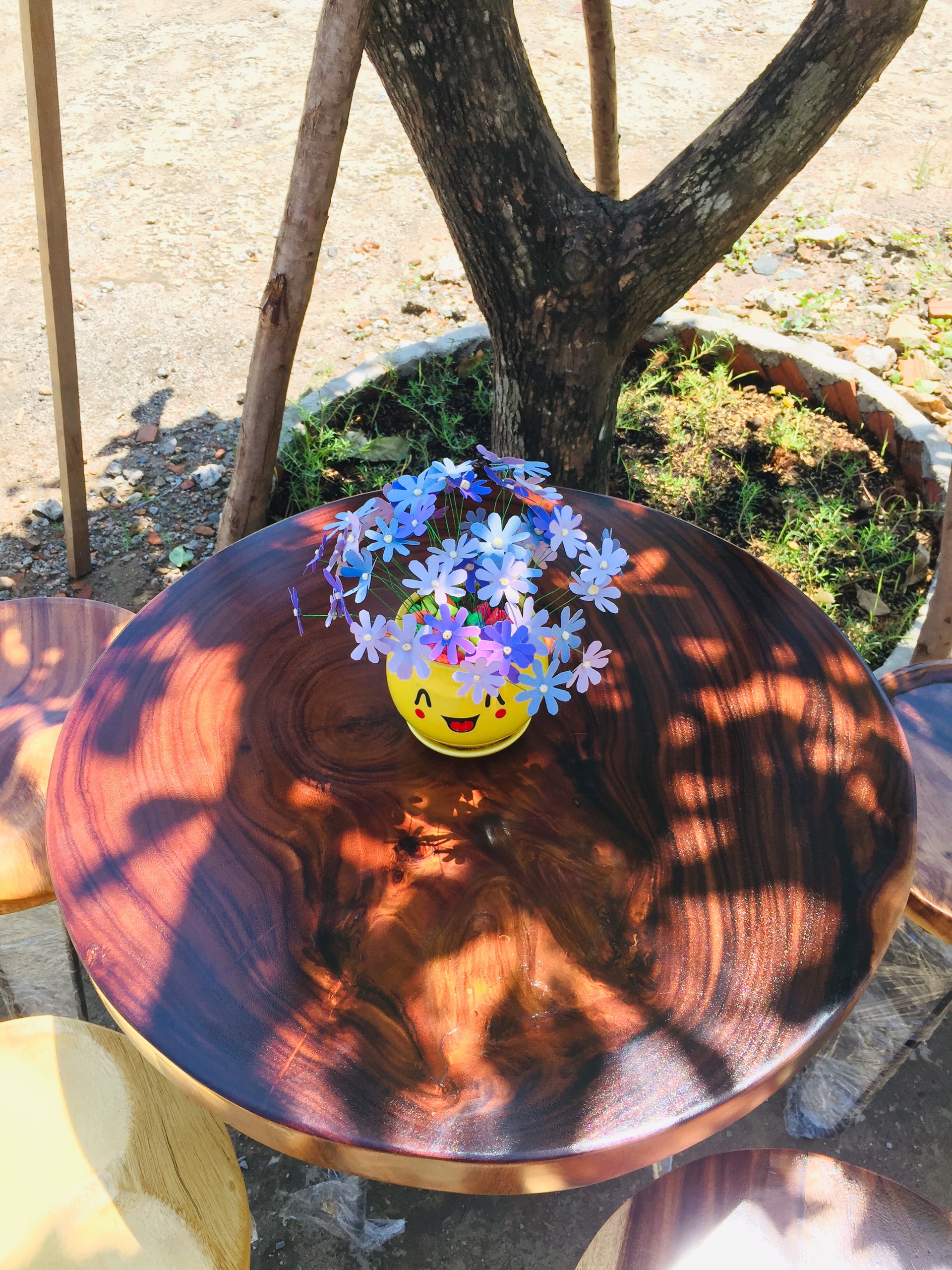 Mặt Bàn Tròn Gỗ Me Tây Nguyên Khối Đường Kính 60cm, Dày 5cm