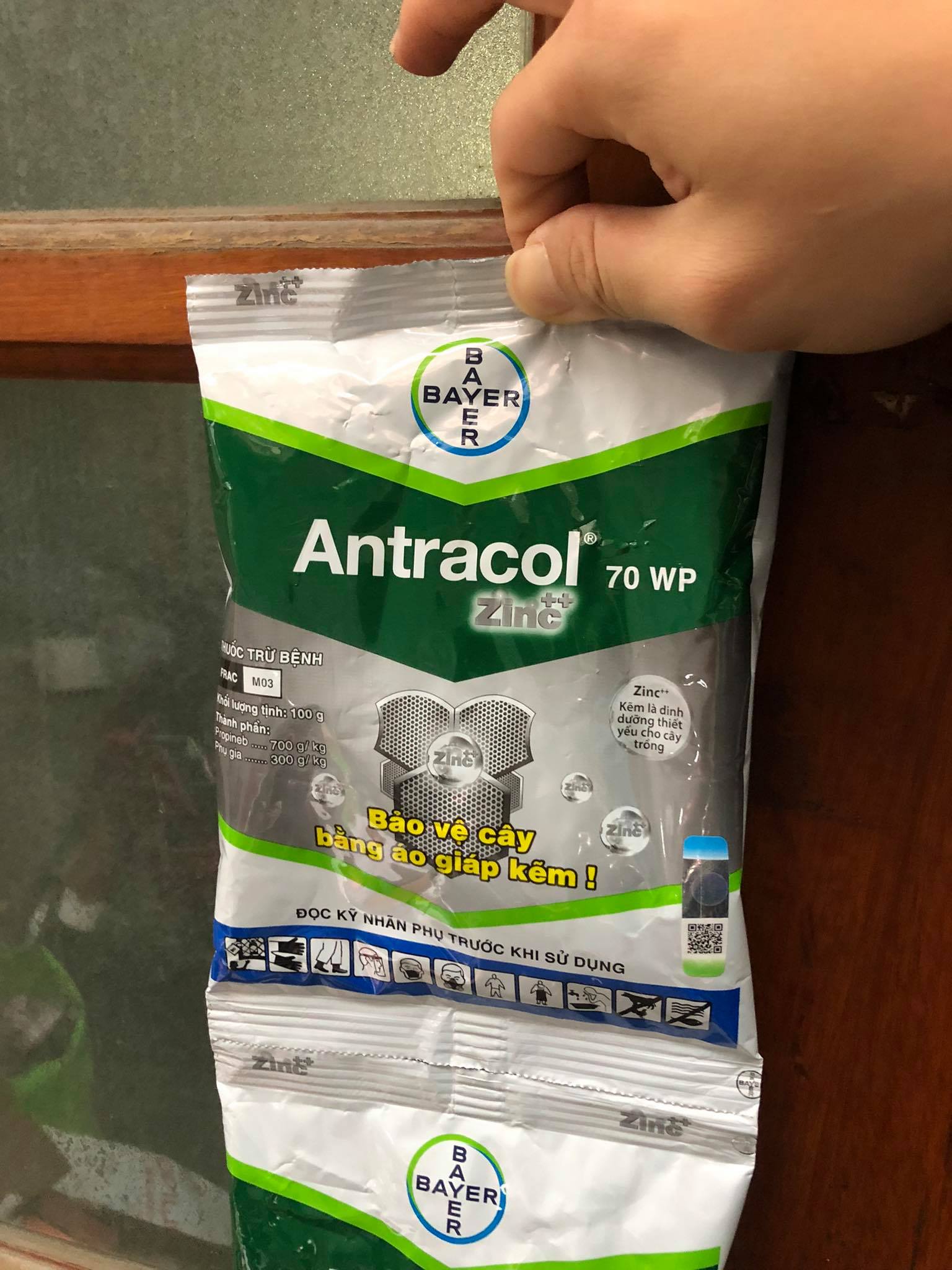 Chế phẩm trừ nấm antracol