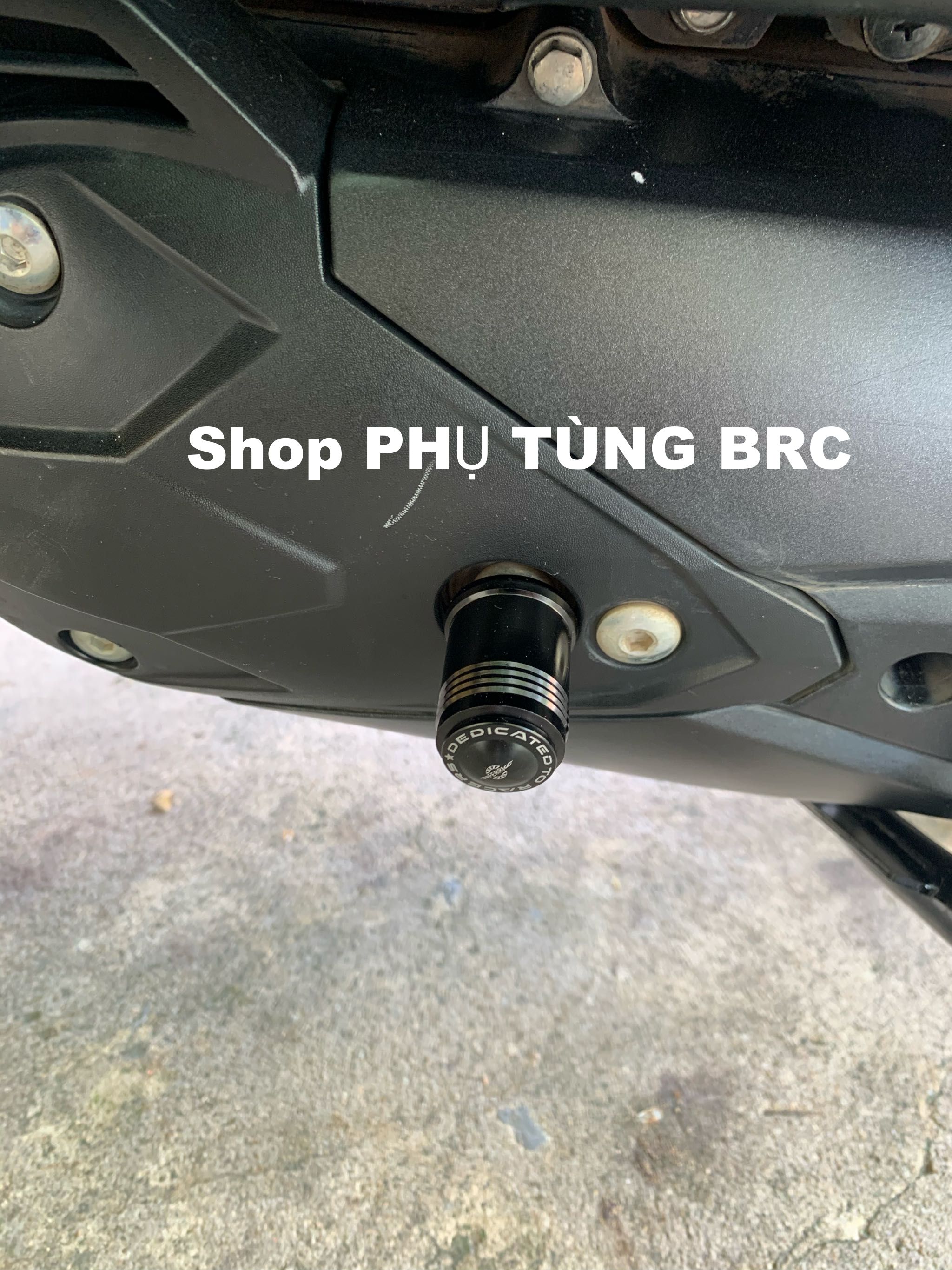 Nhôm màu chụp vào trục giò đạp xe hãng YAMAHA ( SL: 1 cái)