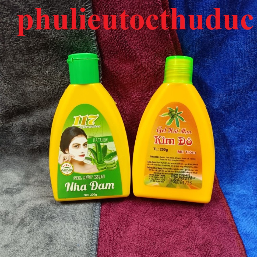 Gel lọt mụn nha đam dạng chai lớn 200g