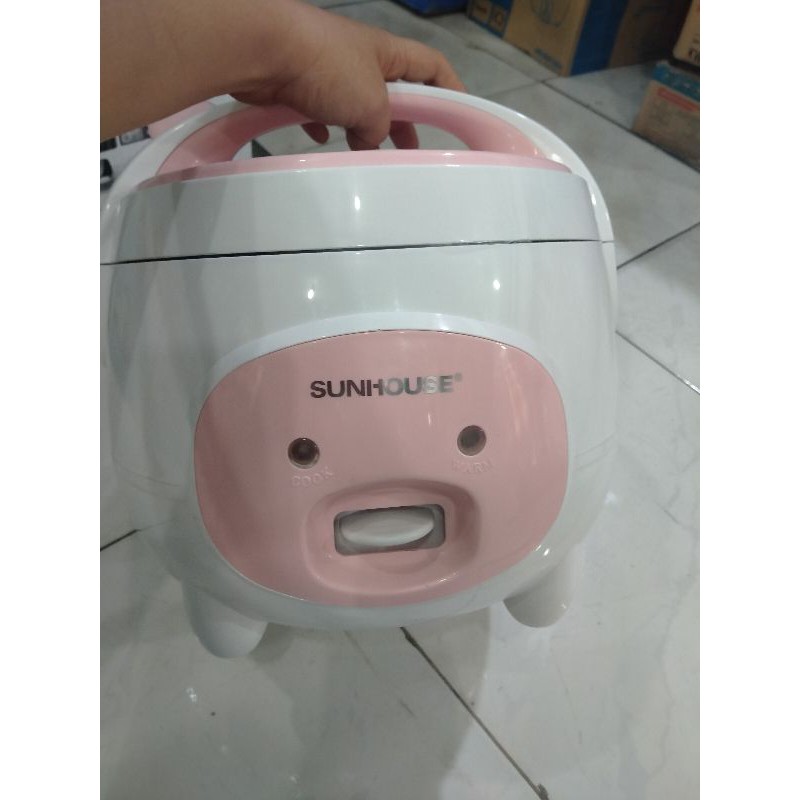Nồi Cơm Điện Sunhouse 8607W.hàng y hình