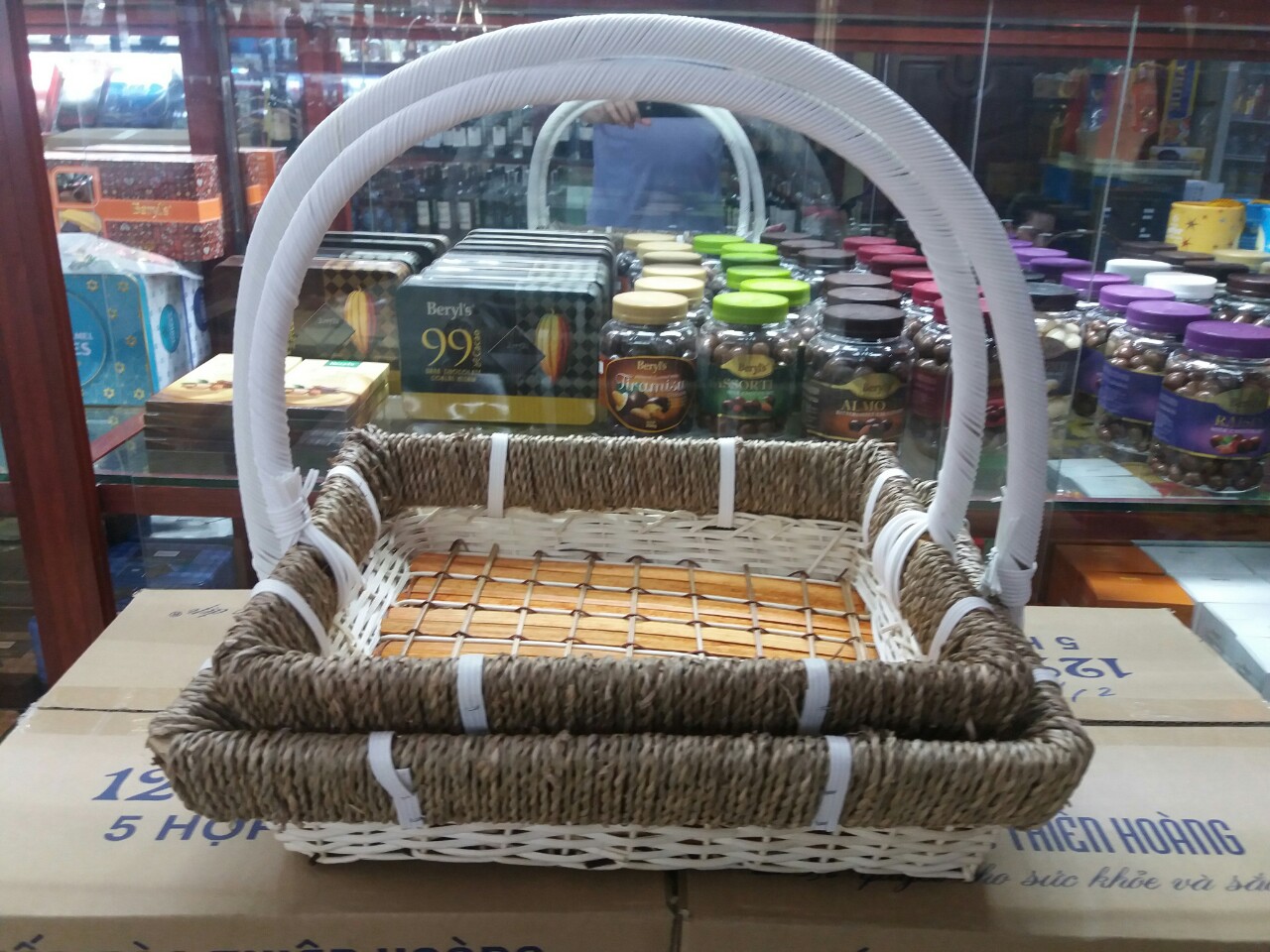 Mẫu giỏ mây tre đan