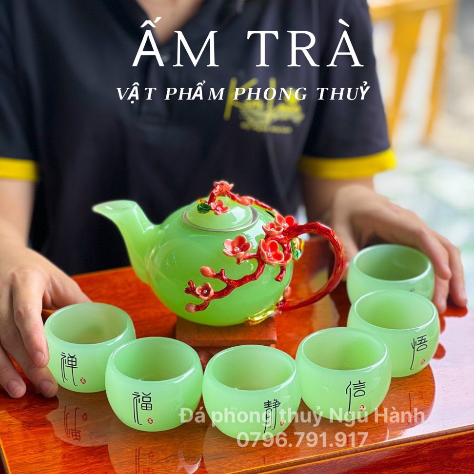 Bộ ấm trà mã não xanh gồm 6 chén và 1 ấm trà kèm hộp gỗ đựng vip