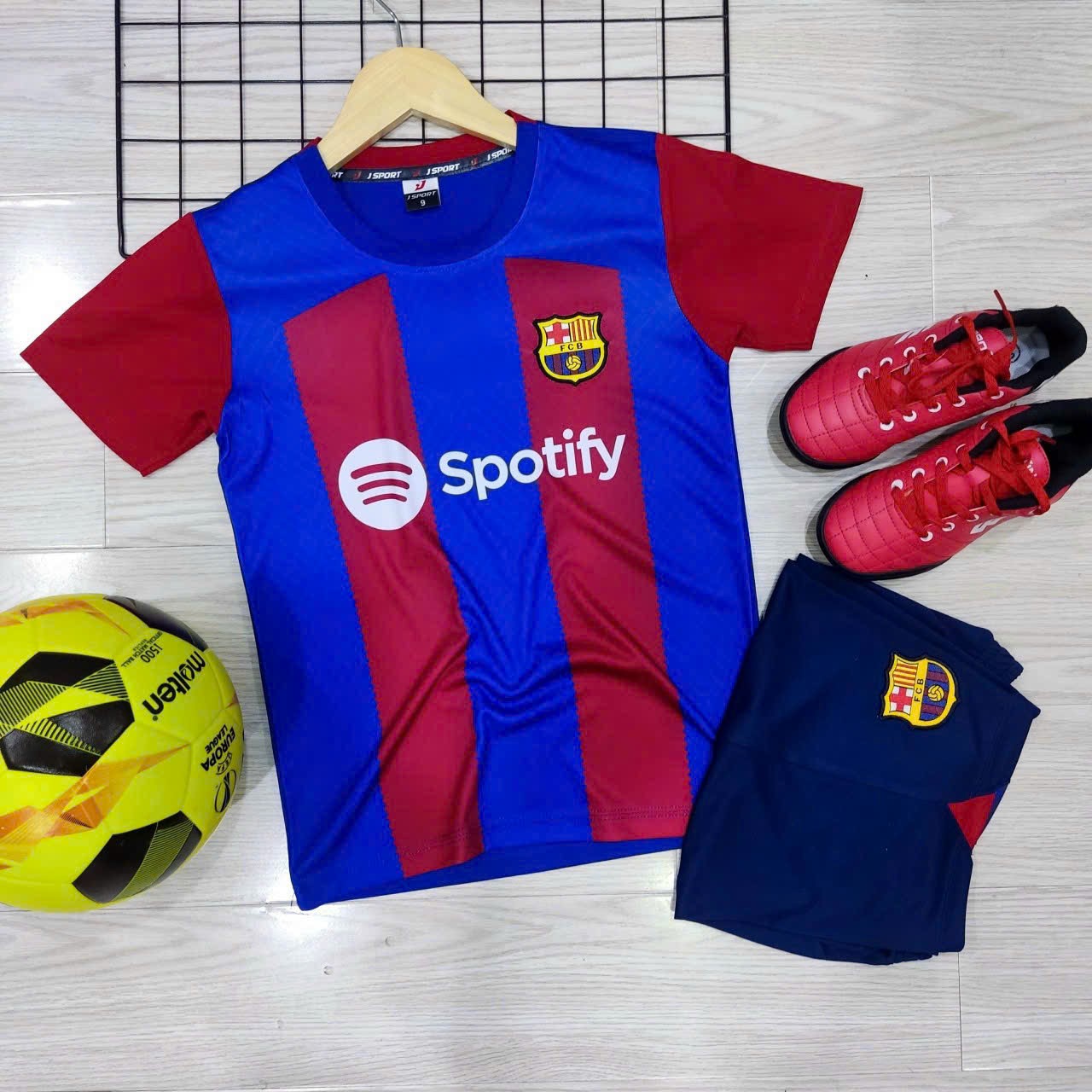 Set Quần Áo Bóng Đá Trẻ Em Barca 2022- Set Đá Banh Trẻ Em Dễ Thương