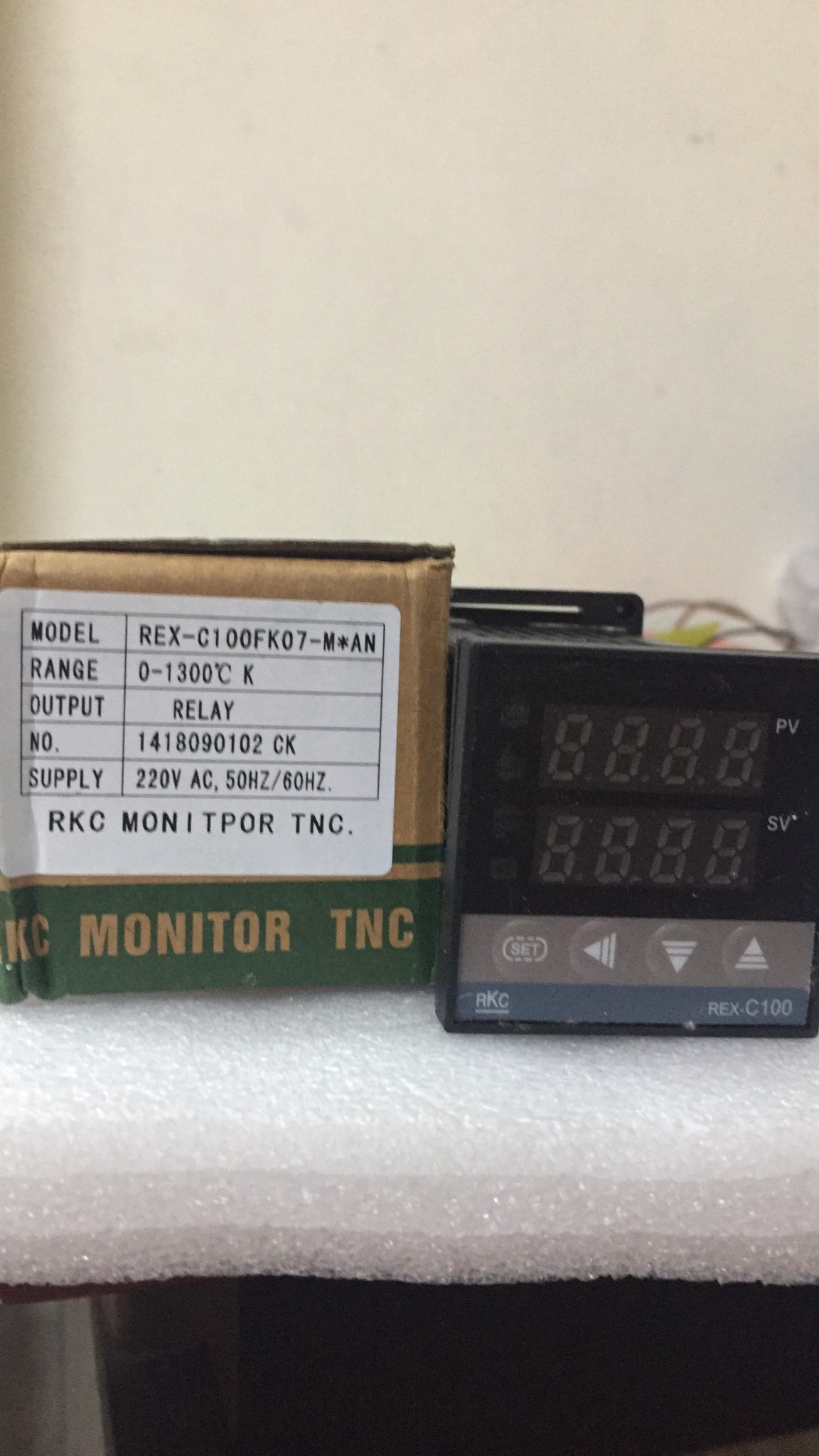 Bộ điều khiển nhiệt độ đồng hồ nhiệt RKC C100, FK07 Relay
