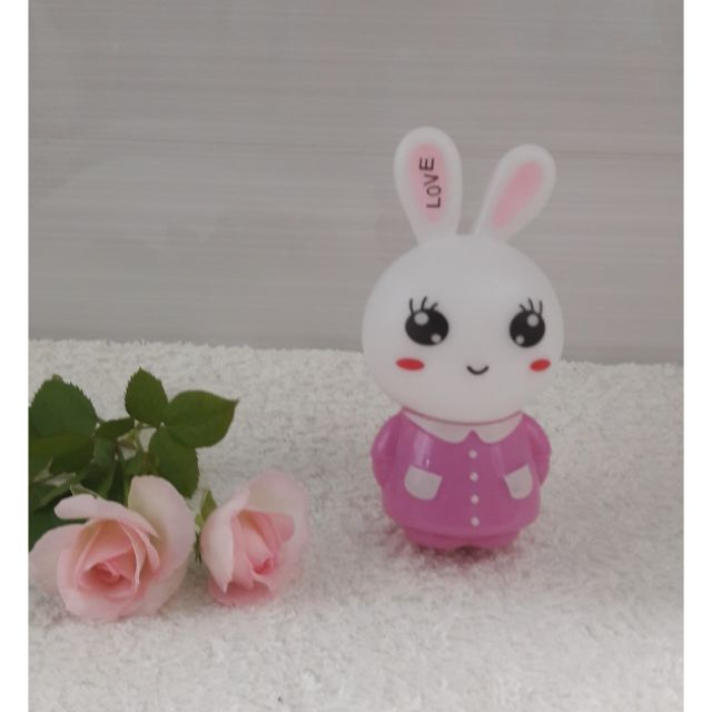 Đèn ngủ cảm ứng tự động bật/tắt hình chú thỏ dễ thương