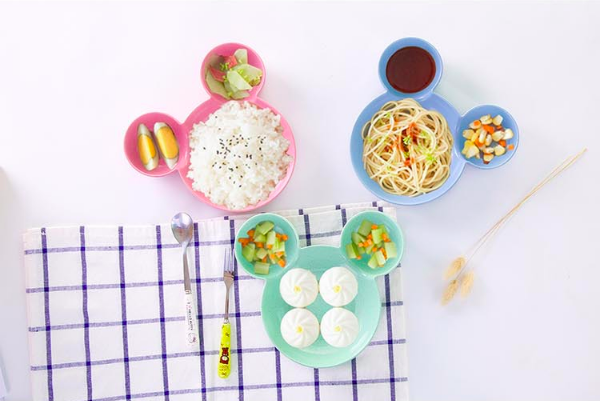 Bát ăn dặm hình gấu cho bé siêu đáng yêu