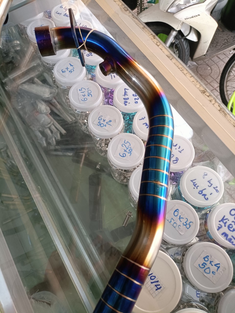 Cổ pô cho xe Winner 150, Winner X V2 V3, Sonic xi titan tít sâu size 32