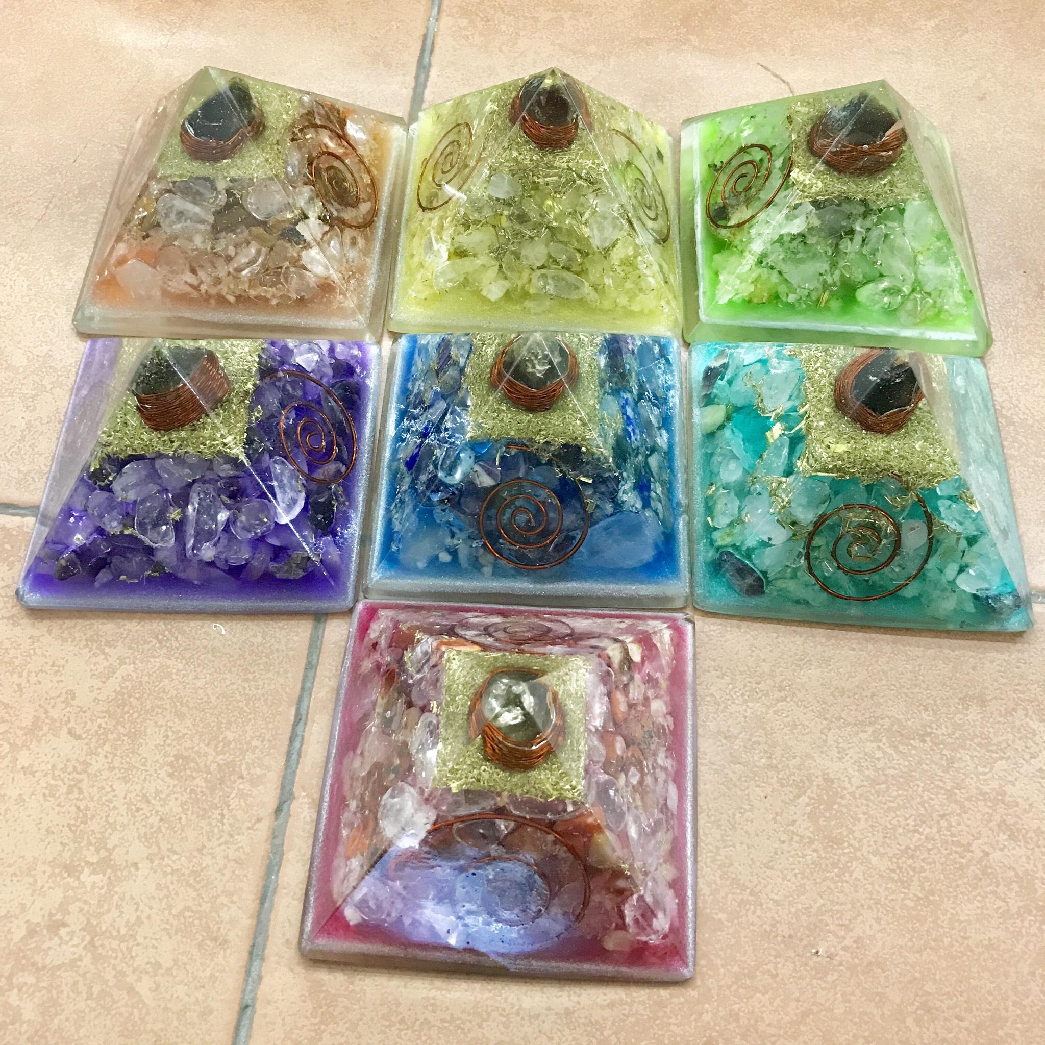 [HCM] Giz001 Kim tự tháp Giza năng lượng orgonite Hoàng Kim phong thuỷ 8cm