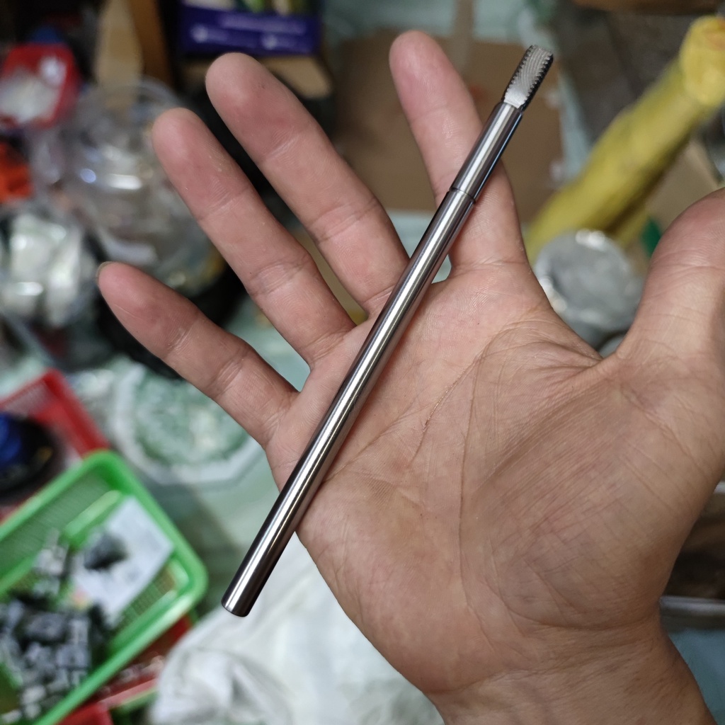 Ảnh thật trục bạc quạt treo tường 16,8cm phi 8