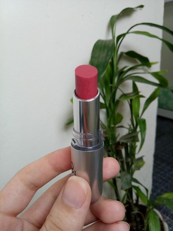 Son dưỡng môi Kiko có màu Kiko Milano Coloured Balm 06 Blackberry