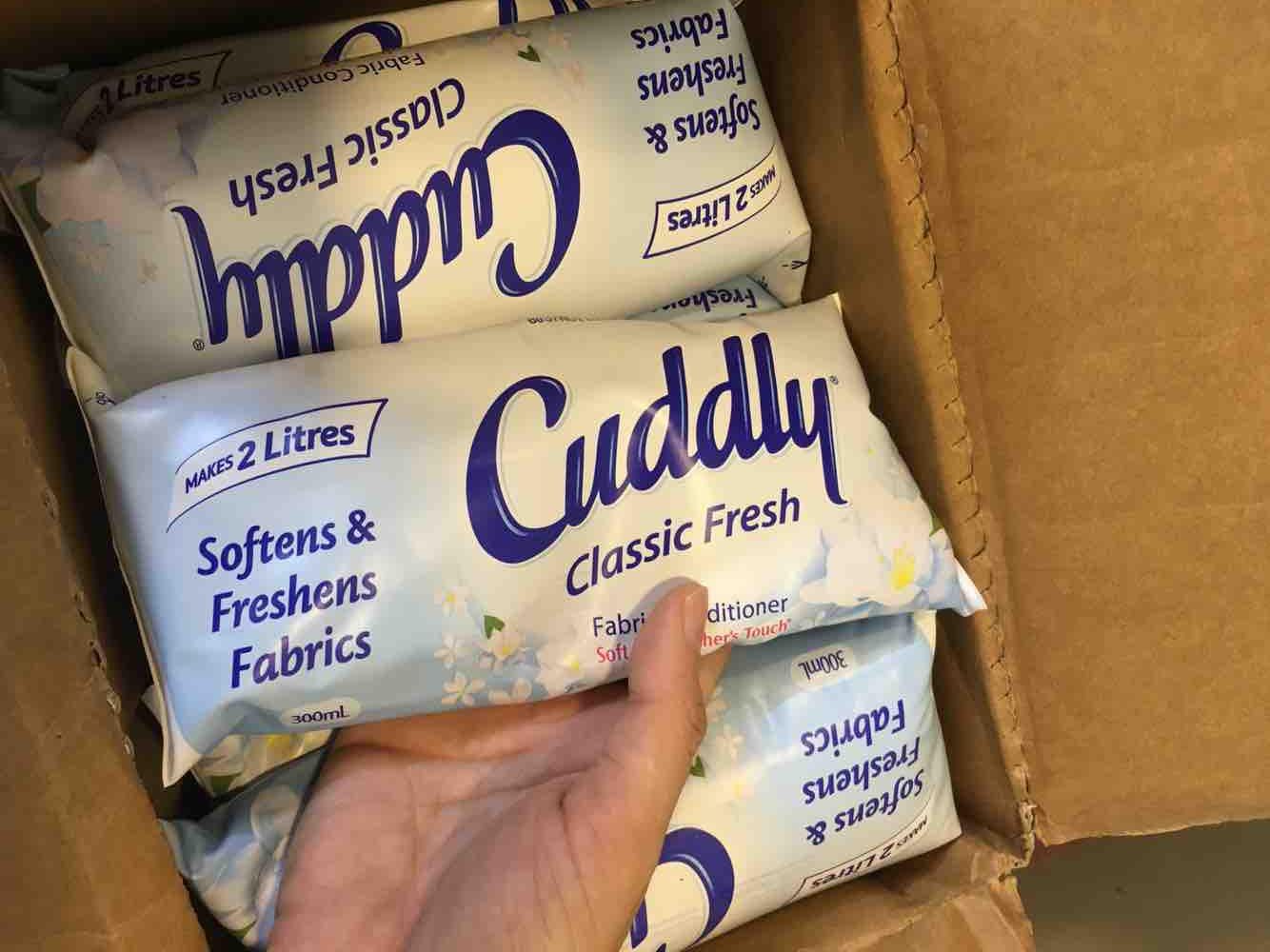 Nước xả vải cuddly đậm đặc úc 300ml