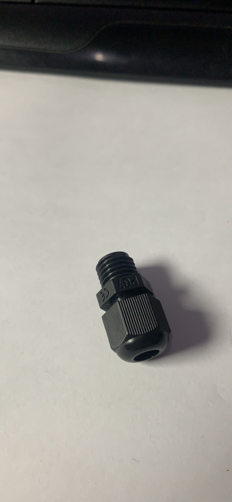 Ốc siết cáp bằng nhựa chống thấm PG7