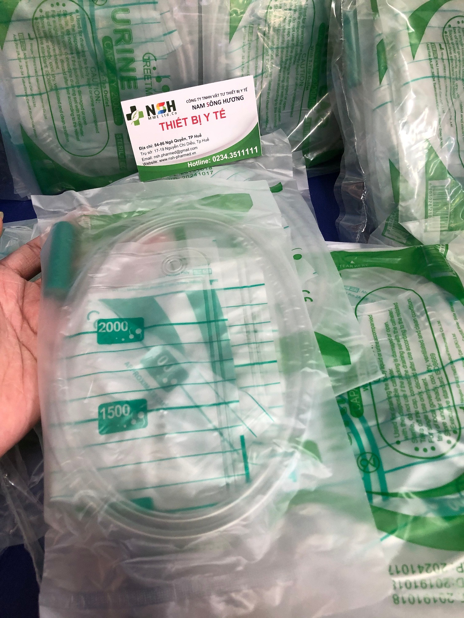 combo 5 Túi chứa nước tiểu túi đựng nước tiểu van xả ngang chữ T hoặc van thẳng có dây treo 2000ml URINE BAG Greetmed
