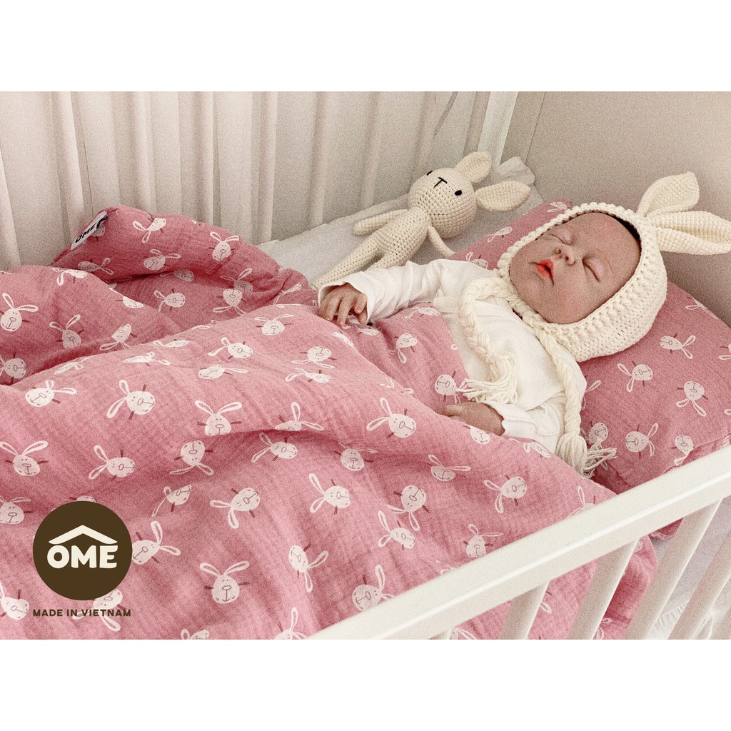 Chăn đông vải xô sợi tre kèm gối đầu bông gòn nhập hàn chính hãng ome, chăn siêu nhẹ cho bé