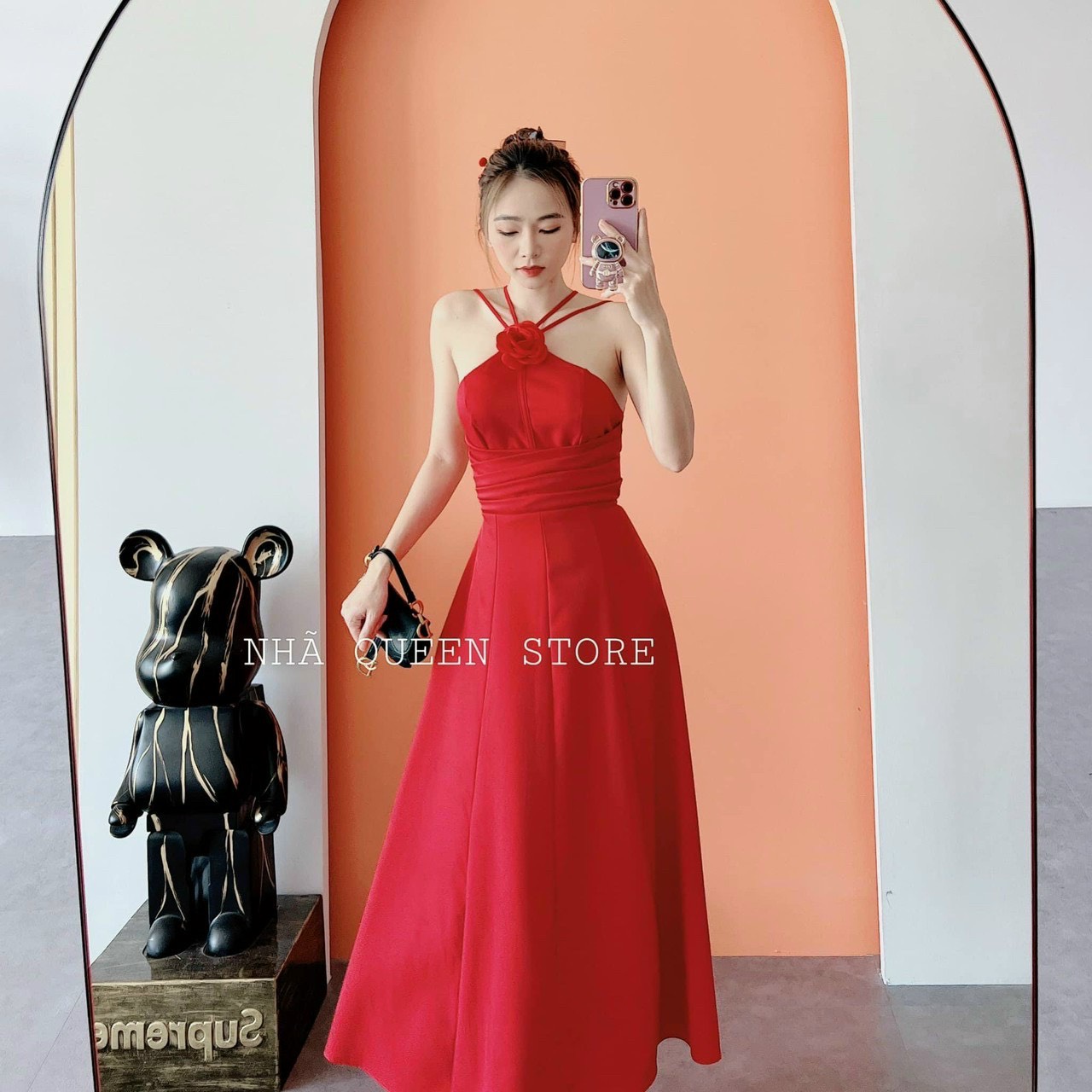 Váy đầm dạ hội dáng dài Đan dây cổ yếm kết hoa Hồng có mút ngực cao cấp