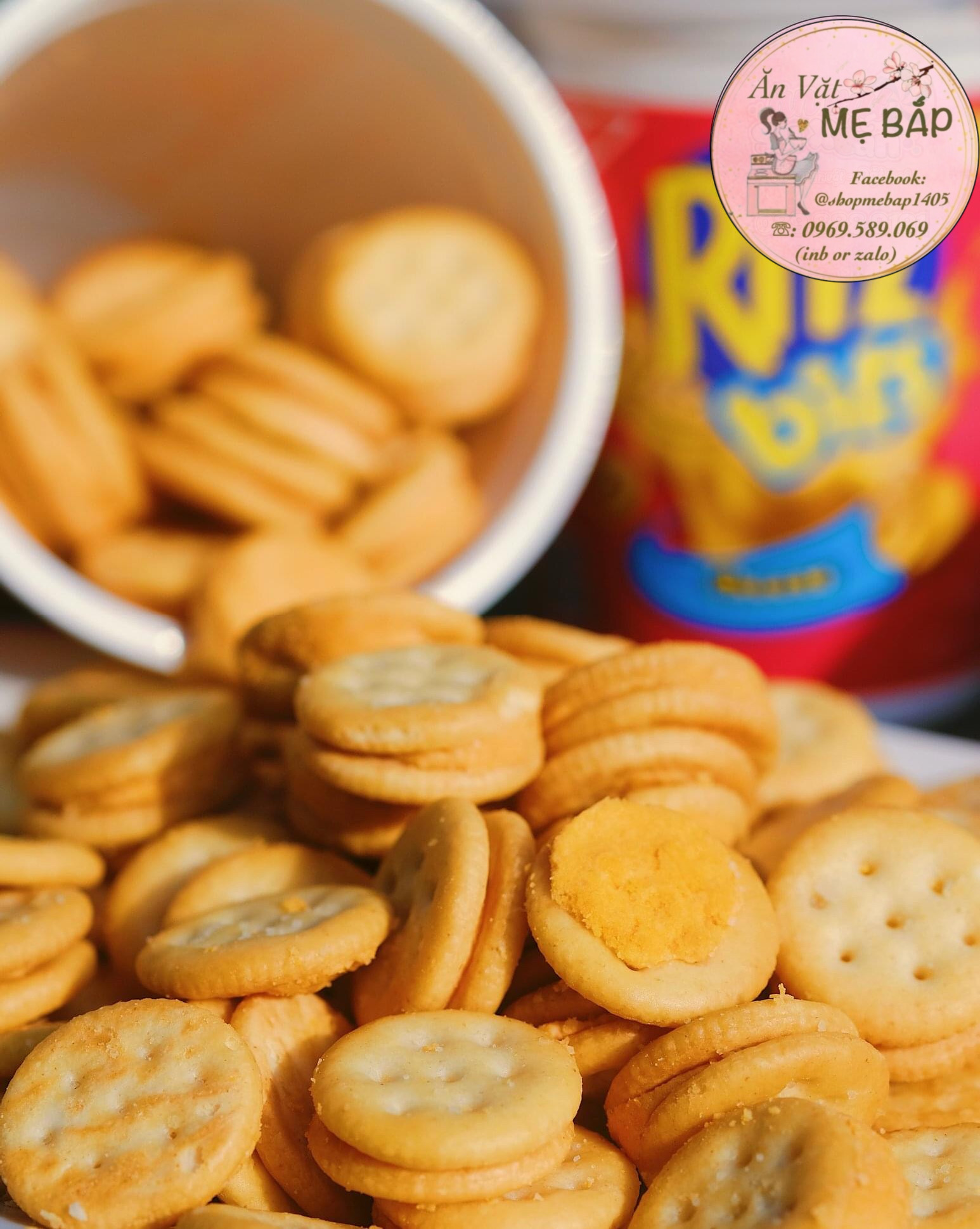 Bánh Ritz Mini Nhân Phô Mai Mỹ - Bịch 42Gram - lớp bánh ngoài giòn rụm hòa quyện nhân phô mai béo ngậy tuyệt ngon [Date 05/2022]