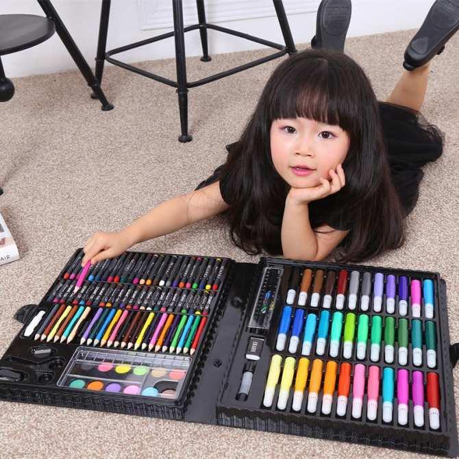 Hộp chì màu thủ công 150 món cho bé