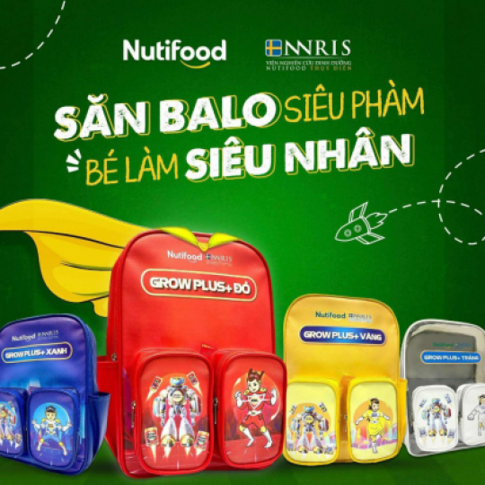 Balo nutifood growplus ba màu đỏ xanh vàng màu ngẫu nhiên