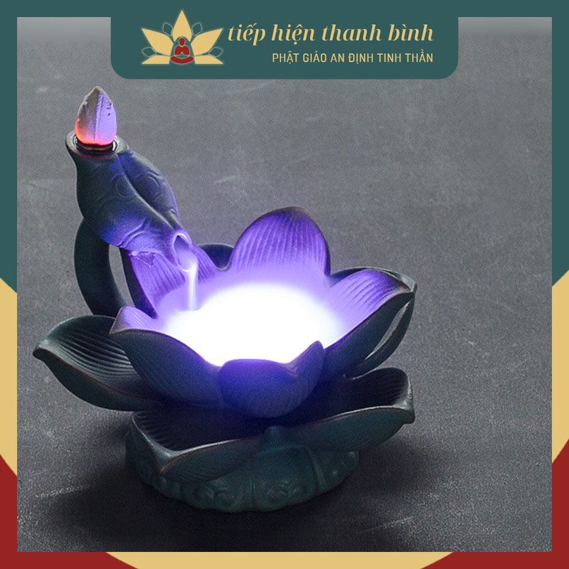 Thác khói trầm hương đèn led hoa sen gốm sứ cao cấp