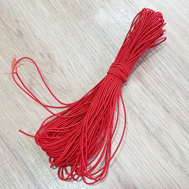 Một Cuộn Dây Thun Chỉ Màu Đỏ Dài 20 Mét Đường Kính 1MM Lõi 3 Sợi Thun Tăm Co Giãn Dùng Làm Handmade Và May Mặc Đa Dụng