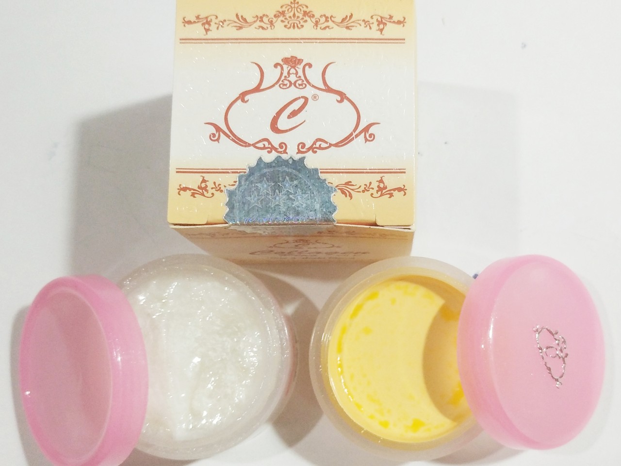 Collagen plus vit e dưỡng trắng giúp đều màu da