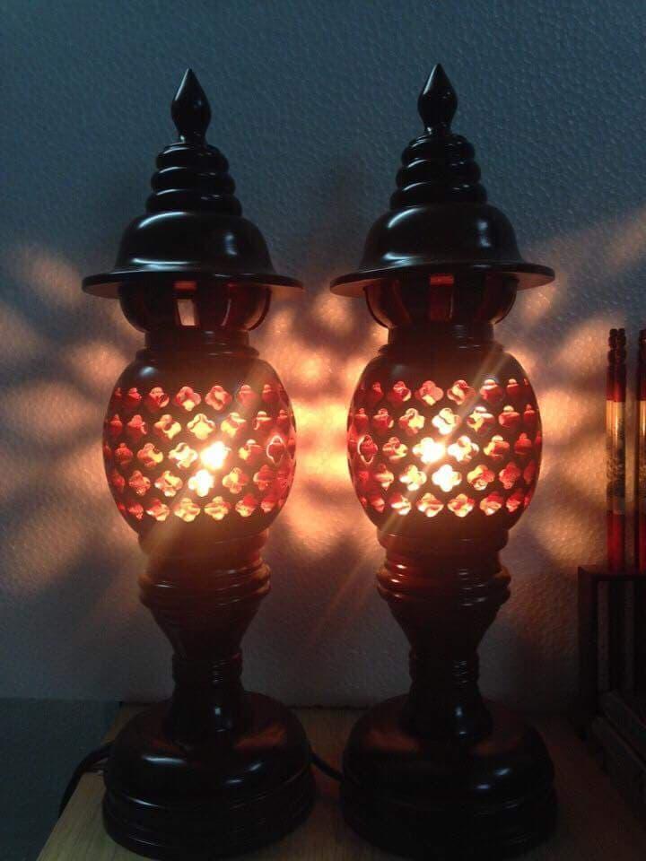 Cặp đèn thờ gỗ cao 46cm
