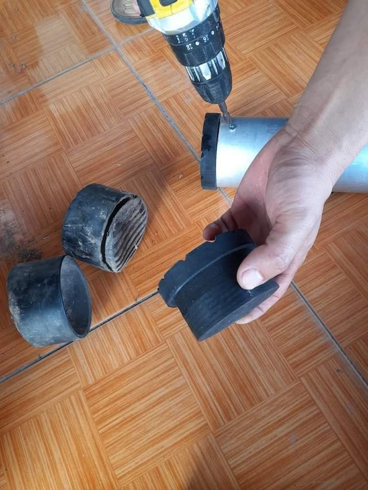 Chân đế thang cao su đặc dùng cho mọi loại thang