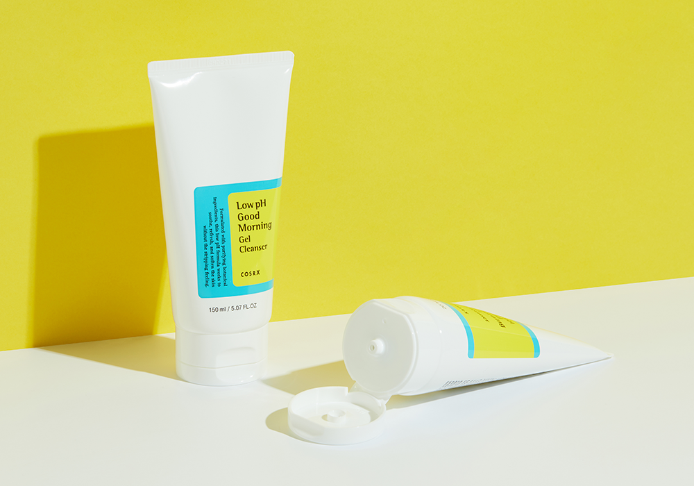 [HCM]Gel rửa mặt dịu nhẹ COSRX Low Ph Good Morning Gel Cleanser 150ml